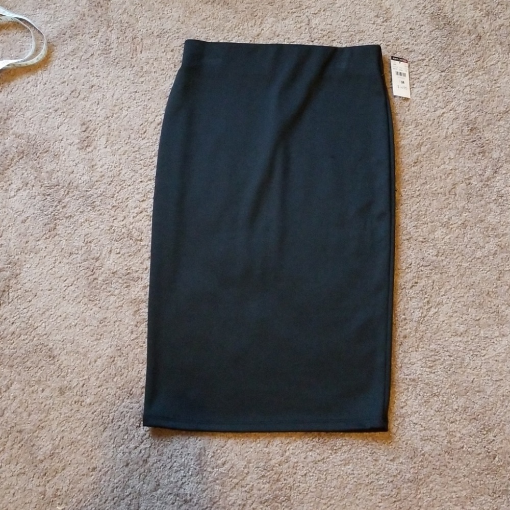 Black skirt